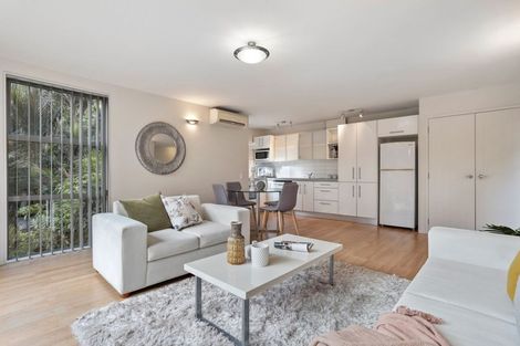 Photo of property in 81 Huia Road, Titirangi, Auckland, 0604