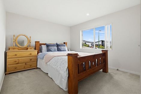 Photo of property in 21 San Prospero Crescent, Henderson, Auckland, 0612