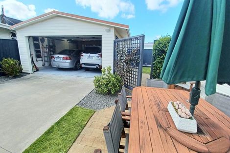 Photo of property in 10 Wera Street, Hawera, 4610