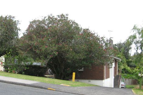 Photo of property in 2/32 Selwyn Crescent, Forrest Hill, Auckland, 0620