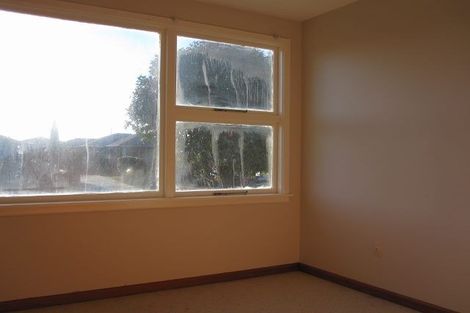 Photo of property in 39 Skerten Avenue, Hornby, Christchurch, 8042