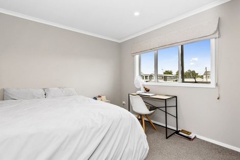 Photo of property in 144u2 Old Farm Road, Hamilton East, Hamilton, 3216