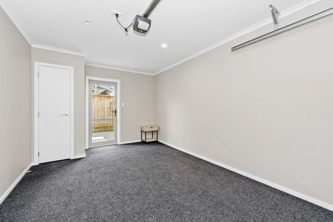 Photo of property in 144u2 Old Farm Road, Hamilton East, Hamilton, 3216