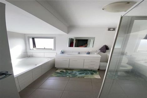 Photo of property in St Claire Village, 34/172 Mcleod Road, Te Atatu South, Auckland, 0610