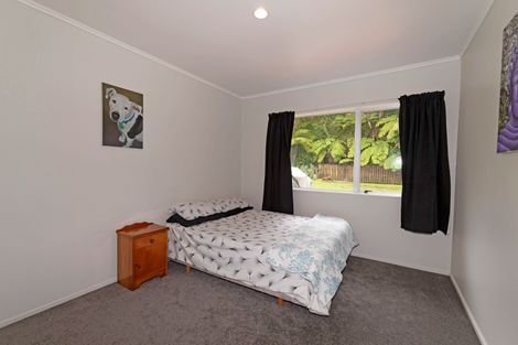 Photo of property in 21a Birdwood Road, Swanson, Auckland, 0612