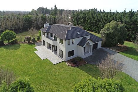 Photo of property in 38 Peacock Place, Swannanoa, Rangiora, 7475