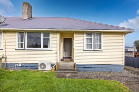 Photo of property in 14a Cliff View Drive, Green Bay, Auckland, 0604