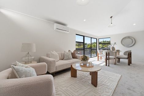 Photo of property in 2 Seaford Place, Murrays Bay, Auckland, 0630