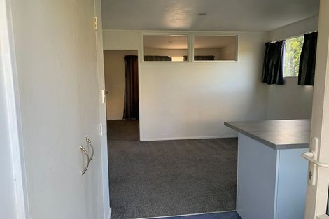 Photo of property in 17 Meteor Place, Schnapper Rock, Auckland, 0632
