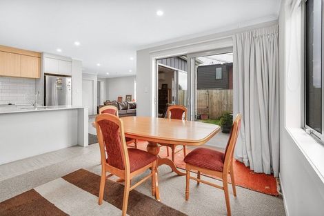Photo of property in 18u4 Mahoe Street, Melville, Hamilton, 3206