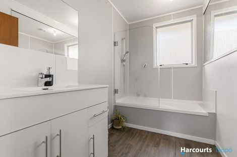 Photo of property in 77 Marshall Avenue, Richmond Heights, Taupo, 3330