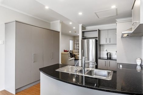 Photo of property in 4-u8 Seaview Road, Paraparaumu Beach, Paraparaumu, 5032