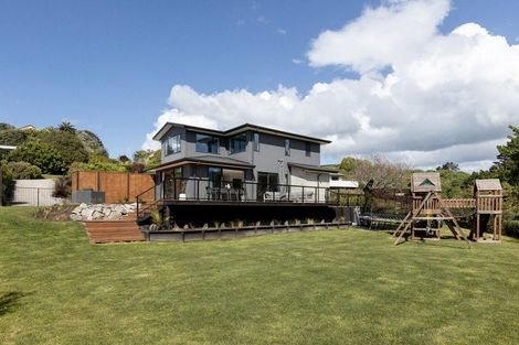 Photo of property in 4r Estates Terrace, Welcome Bay, Tauranga, 3175