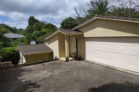 Photo of property in 9 Ryehill Close, New Lynn, Auckland, 0600