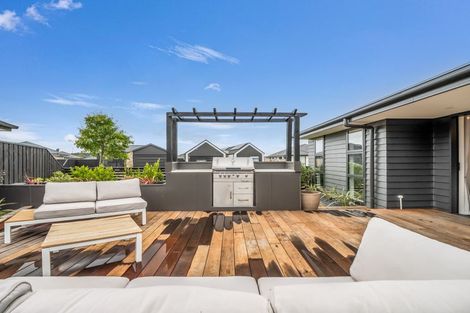 Photo of property in 13 Stackwood Avenue, Woodend, 7610