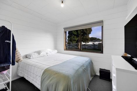 Photo of property in 23 Pohutukawa Drive, Opunake, 4616