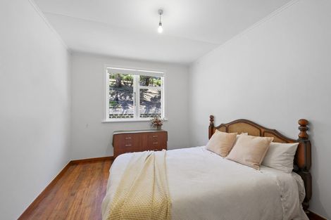 Photo of property in 12 Regent Place, Blagdon, New Plymouth, 4310