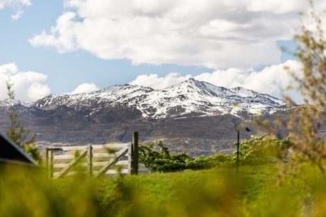 Photo of property in 4 Mckenzies Shute, Jacks Point, Queenstown, 9371