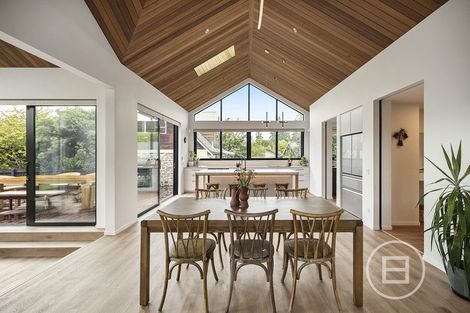 Photo of property in 6 Heuchan Lane, Wanaka, 9305