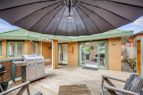 Photo of property in 23 San Vito Place, Henderson, Auckland, 0612