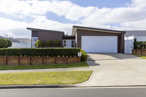 Photo of property in 28 Victoria Street, Richmond Heights, Taupo, 3330