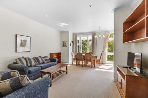 Photo of property in 36 Sutherland Crescent, Melrose, Wellington, 6023