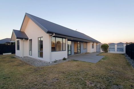 Photo of property in 28 Surfers Place, North New Brighton, Christchurch, 8083
