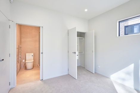 Photo of property in 2 The Boulevard, Sunnyhills, Auckland, 2010