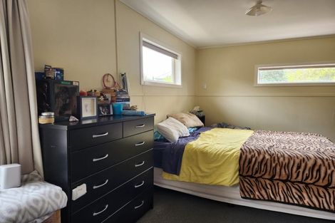 Photo of property in 7 Mcleod Street, Helensville, 0800