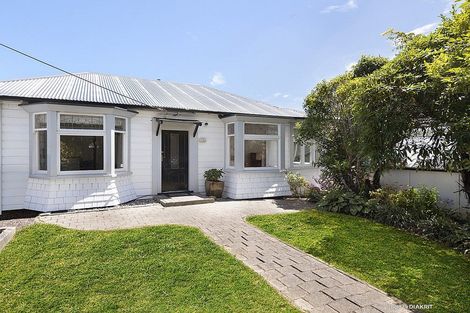 Photo of property in 44 Donald Street, Karori, Wellington, 6012