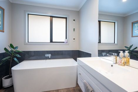Photo of property in 20 Pine Crest Drive, Richmond, 7020