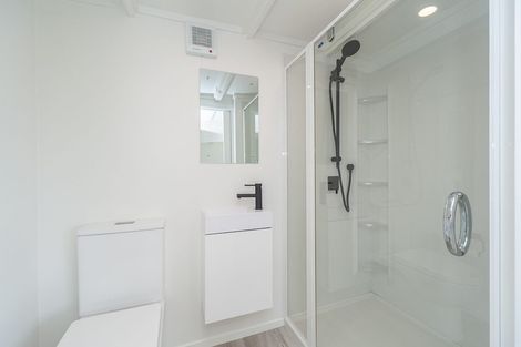 Photo of property in 43 Harbour View Road, Northland, Wellington, 6012