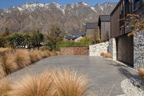 Photo of property in 39 Mcadam Drive, Jacks Point, Queenstown, 9371