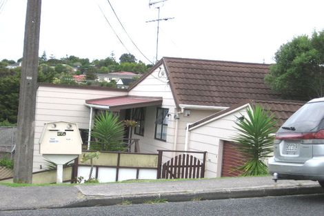 Photo of property in 2/27a Stanley Road, Glenfield, Auckland, 0629