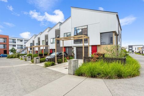 Photo of property in 20 Tuamaka Lane, Hobsonville, Auckland, 0616