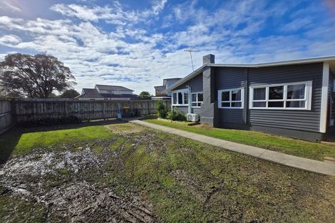 Photo of property in 40 Evans Road, Weymouth, Auckland, 2103