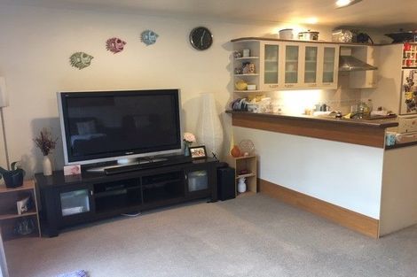 Photo of property in 7/17 Harbour View Road, Te Atatu Peninsula, Auckland, 0610