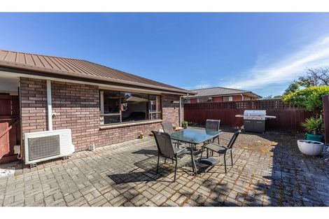 Photo of property in 17 Wiremu Street, Redwood, Christchurch, 8051