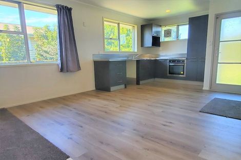 Photo of property in 9 Marybeth Place, Rosehill, Papakura, 2113
