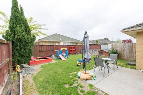 Photo of property in 18 Gardenia Close, Melville, Hamilton, 3206