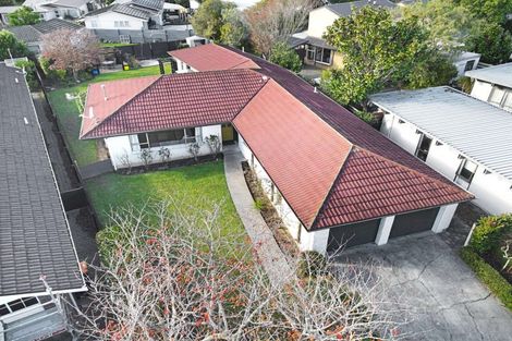 Photo of property in 18 Truscott Grove, Awapuni, Palmerston North, 4412