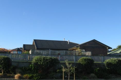 Photo of property in 125 Realm Drive, Paraparaumu, 5032