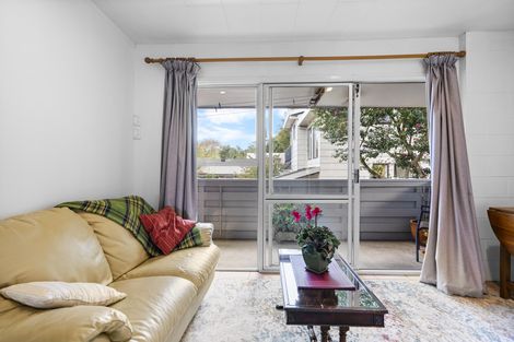 Photo of property in 8/6 Opoia Drive, Hamilton East, Hamilton, 3216