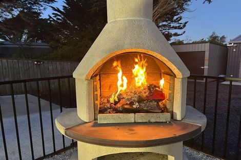 Photo of property in 60 Rua Avenue, Waitarere Beach, Levin, 5510