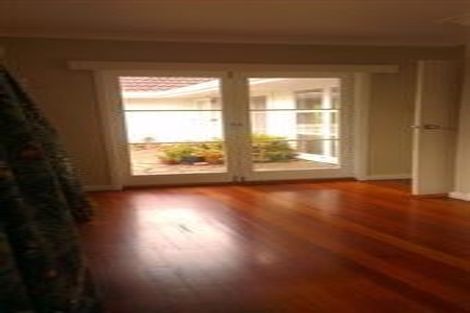 Photo of property in 47 College Road, Northcote, Auckland, 0627