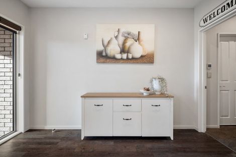 Photo of property in 10 Saint Peters Close, Woolston, Christchurch, 8062