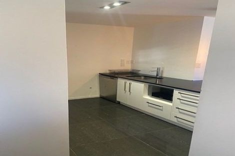 Photo of property in 8u6b Lipman Street, Mount Victoria, Wellington, 6011