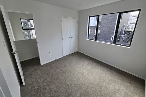 Photo of property in 15 Greenbrier Street, Westgate, 0814
