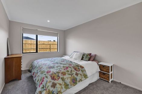 Photo of property in 10 Kararaina Close, Whalers Gate, New Plymouth, 4310