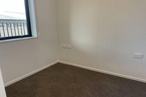Photo of property in 106/28c Eileen Newey Place, Henderson, Auckland, 0612